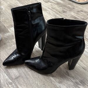Jessica Simpson Black Patent Leather Ankle Boots
